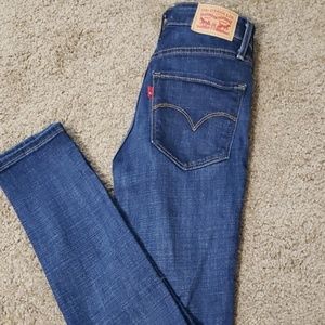 Levi high rise skinny jeans